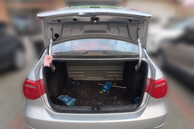 大众 捷达 2015款 质惠版 1.6L 手动时尚型中控内饰23