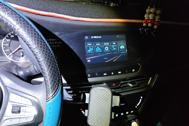 长安CS35PLUS 2021款 荣耀百万版 1.6L CVT精英版局部细节16