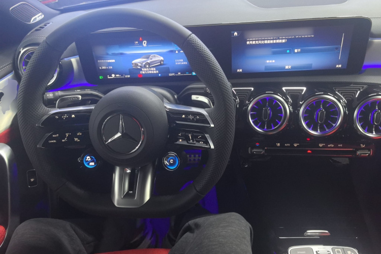 奔驰CLA AMG 2026款 AMG CLA 35 4MATIC中控内饰12