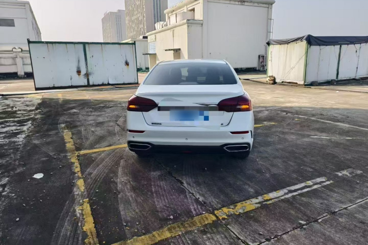 吉利汽车 帝豪 2021款 UP 1.5L CVT向上版车身外观6011