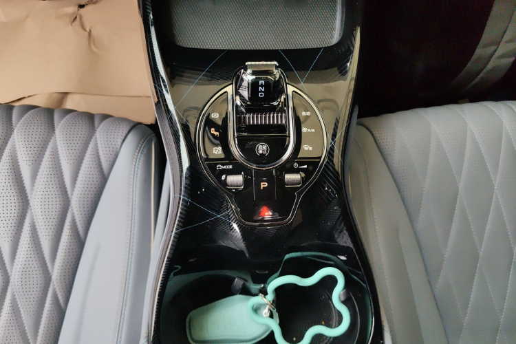 比亚迪 海豹 2022款 700km 长续航后驱版局部细节18