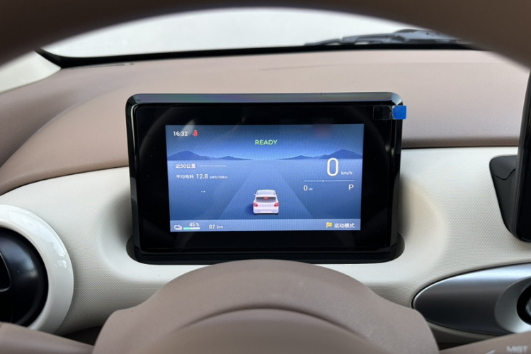 五菱汽车 宏光MINIEV 2025款 四门版 臻享+款局部细节14