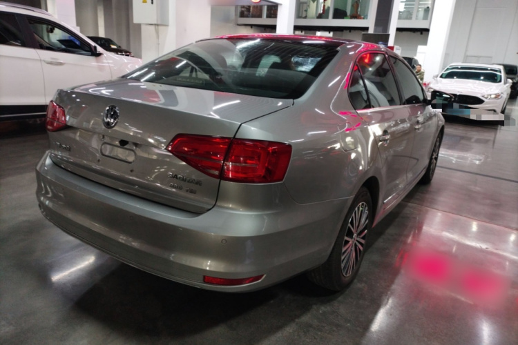 大众 速腾 2017款 230TSI 自动豪华型车身外观7