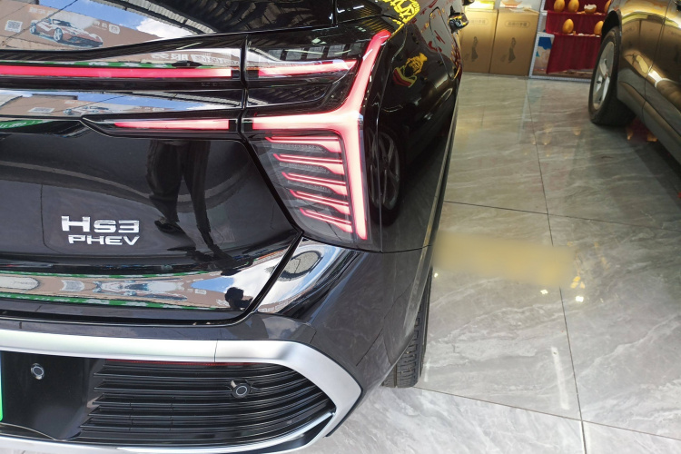 红旗HS3 PHEV 2024款 PHEV 115km 劲为版车身外观6006