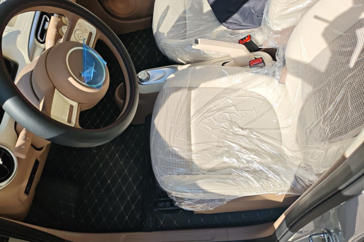 五菱汽车 宏光MINIEV 2025款 四门版 进阶款中控内饰20