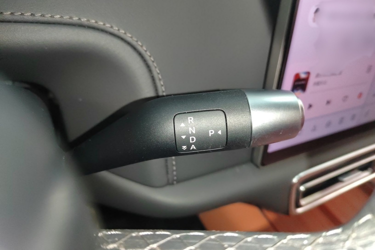 理想汽车 理想L6 2025款 Max 智能焕新版局部细节18