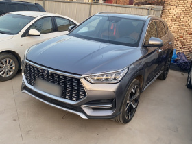 比亚迪 宋PLUS 2020款 1.5T 自动旗舰型