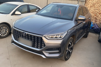 比亚迪 宋PLUS 2020款 1.5T 自动旗舰型