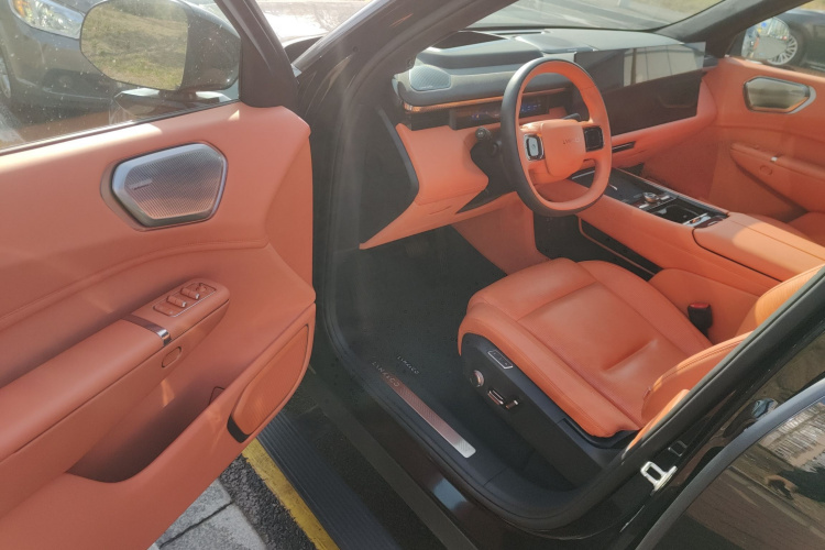 领克900 2025款 1.5T Ultra中控内饰20