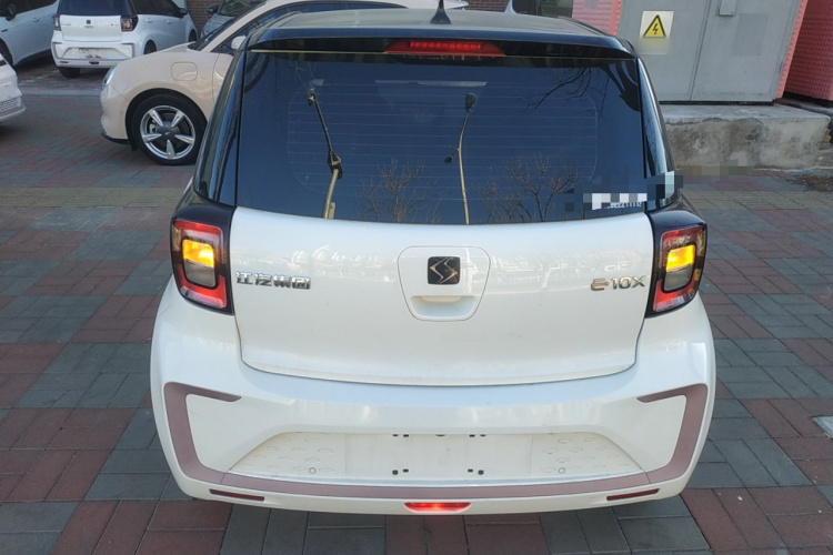 思皓 2022款 花仙子款 四叶草车身外观6