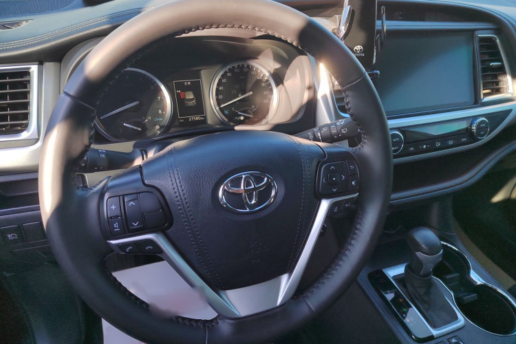 丰田 汉兰达 2021款 2.0T 四驱豪华版 7座局部细节13