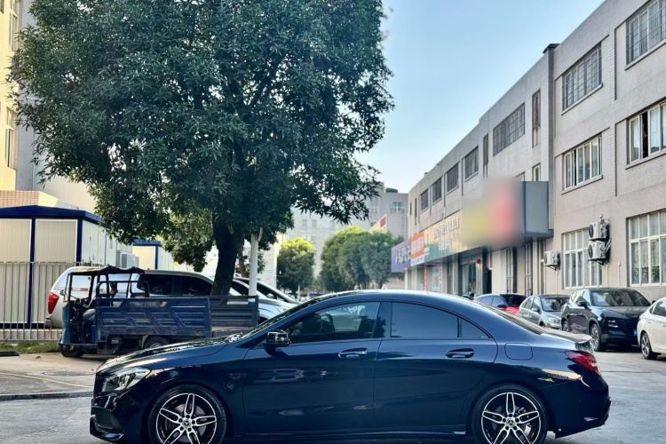 奔驰CLA 2017款 CLA 220 4MATIC车身外观6004