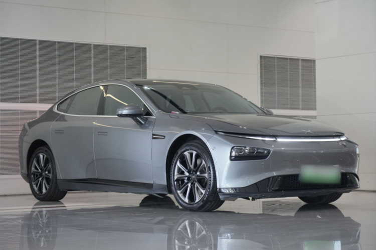 小鹏P7 2022款 480N+车身外观6002