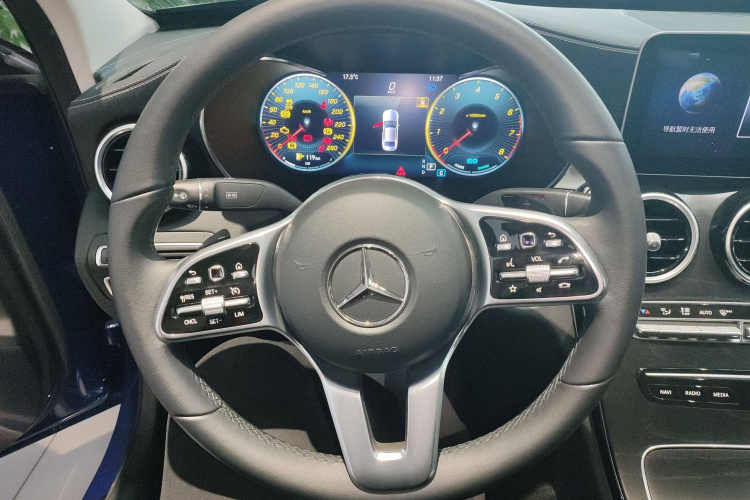 奔驰C级 2019款 改款 C 260 L 运动版中控内饰13