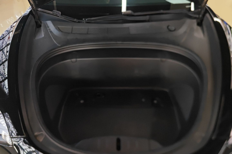 特斯拉 Model 3 2019款 标准续航后驱升级版局部细节24