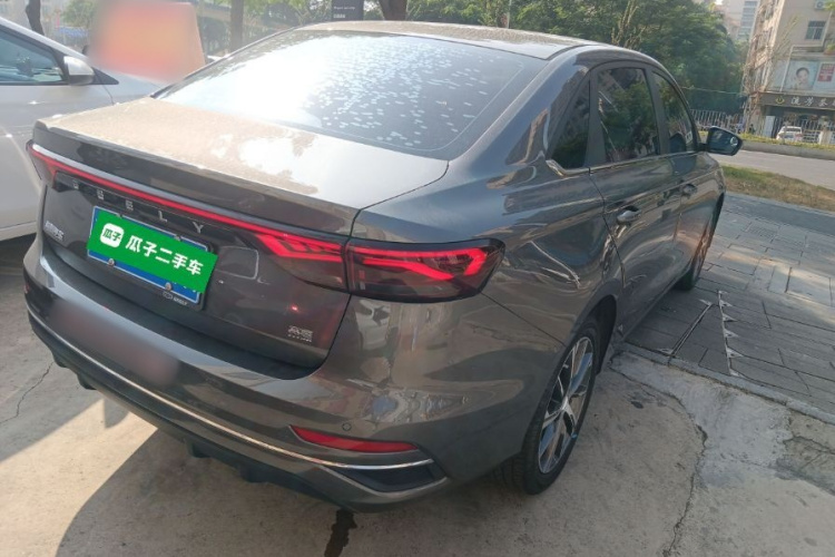 吉利汽车 帝豪 2022款 第4代 1.5L CVT尊贵型车身外观7