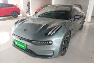 极氪001 2022款 长续航双电机 WE版