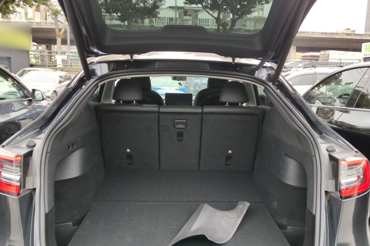 特斯拉 Model Y 2024款 后轮驱动版局部细节23