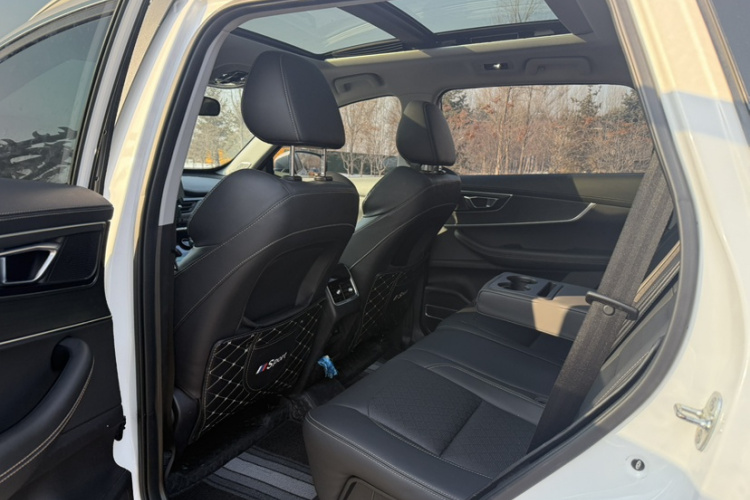 奇瑞 瑞虎8 2020款 1.5TCI 自动特供版 5座中控内饰7003