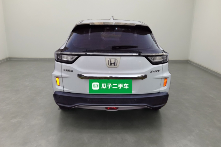 思铭 东风本田X-NV 2020款 风驰版车身外观6