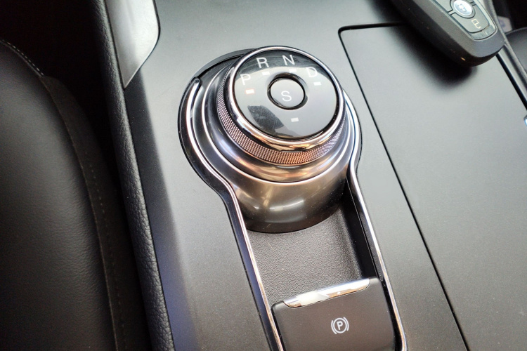 福特 蒙迪欧 2017款 EcoBoost 200 时尚型局部细节18