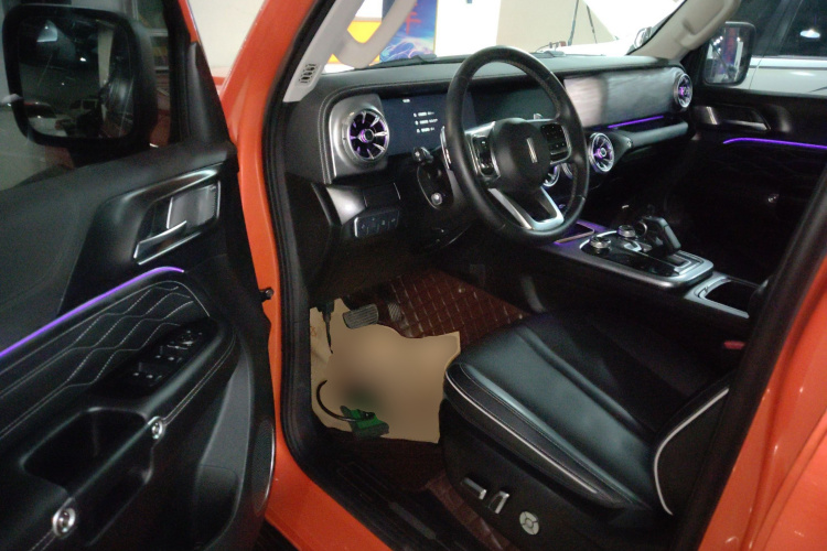 坦克300 2021款 越野版 2.0T 征服者中控内饰7003