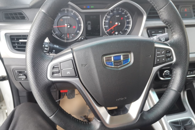 吉利汽车 远景X3 2017款 1.5L 手动精英型局部细节13