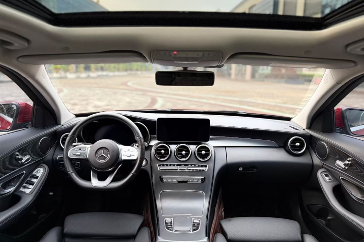 奔驰C级 2020款 改款 C 200 L 时尚型运动版中控内饰7003