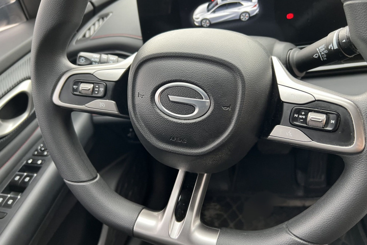 广汽传祺 2023款 影豹H 高能混动版中控内饰7007