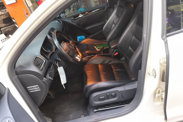 大众 高尔夫GTI 2012款 2.0TSI GTI中控内饰19