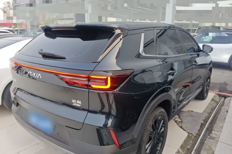 东风风神 皓极 2025款 马赫动力 1.5T 尊贵型车身外观7