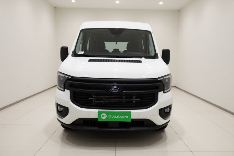 福特 全顺T8 2024款 T8 2.3T柴油自动短轴中顶6座多功能版3/3车身外观2