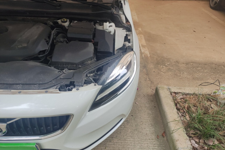 沃尔沃V40 2017款 T3 智逸版局部细节9007