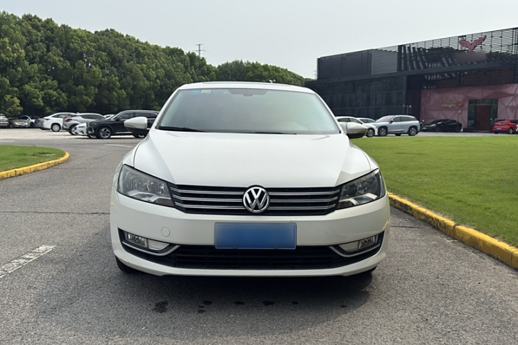 大众 帕萨特 2014款 1.8TSI DSG尊荣版车身外观6001