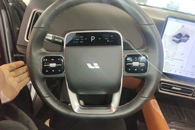 理想汽车 理想L6 2024款 Max中控内饰13