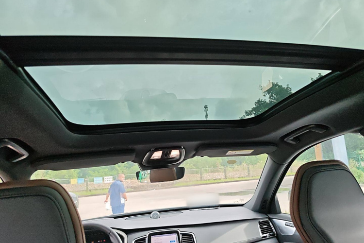 沃尔沃XC90新能源 2024款 T8 智尊豪华版 7座局部细节22