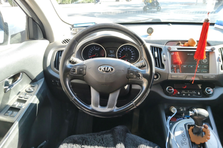 起亚 智跑 2015款 2.0L 自动两驱版DLX局部细节13