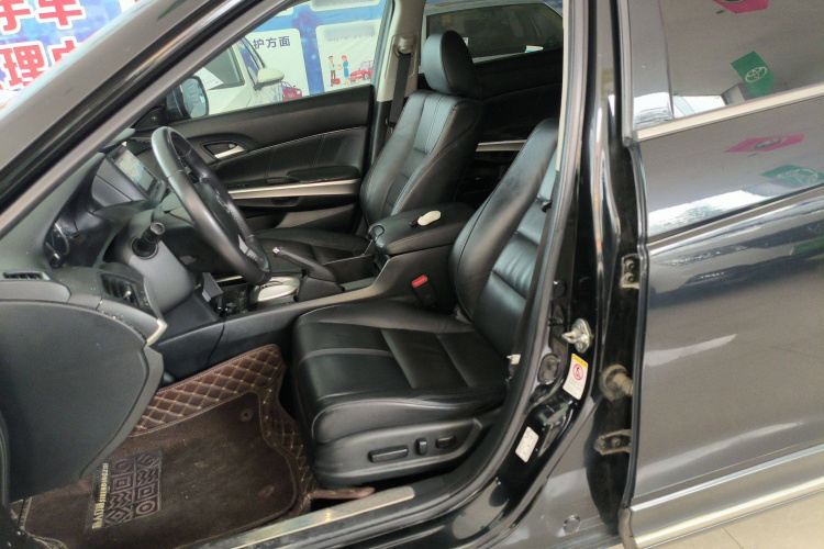 本田 歌诗图 2014款 2.4L 豪华导航版局部细节19