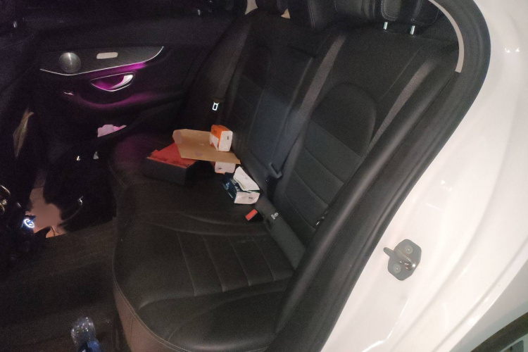 奔驰C级 2020款 改款 C 200 L 时尚型运动版中控内饰7004