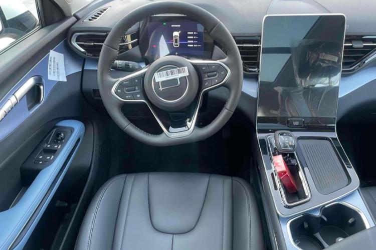 奔腾T90 2023款 1.5T DCT 自动豪华型中控内饰7001