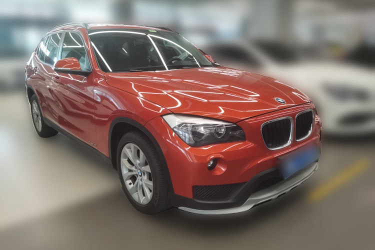 宝马X1 2014款 sDrive18i 时尚型车身外观3