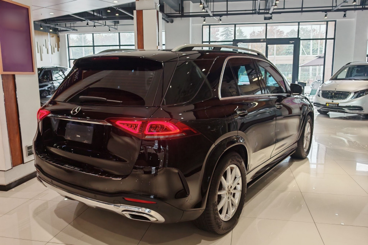 奔驰GLE 2020款 改款 GLE 350 4MATIC 时尚型车身外观6005