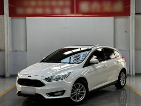 福特 福克斯 2017款 两厢 1.6L 自动风尚型智行版