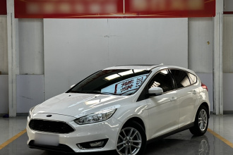 福特 福克斯 2017款 两厢 1.6L 自动风尚型智行版