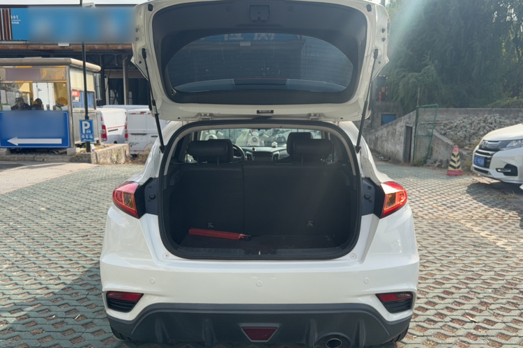 长安 逸动 2016款 XT 1.6L 自动俊酷型局部细节23