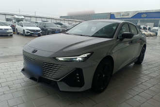 长安UNI-V 2023款 1.5T 尊贵型