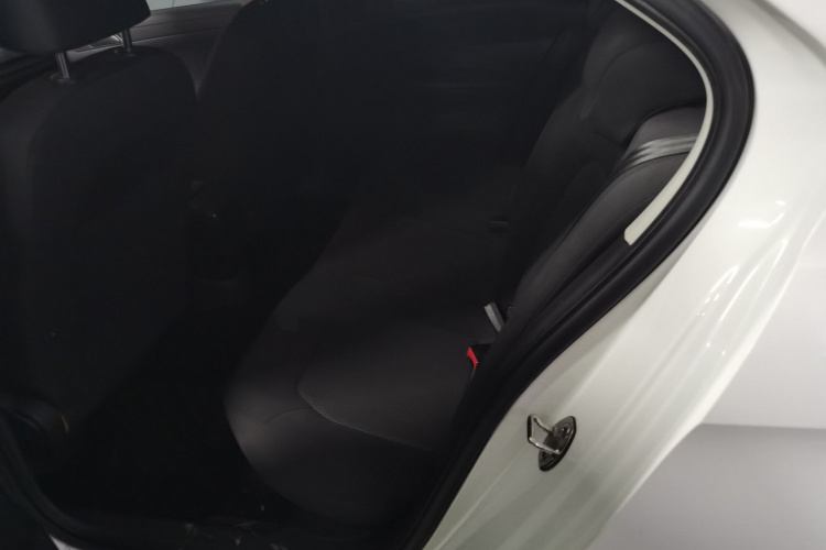 大众 捷达 2017款 1.5L 自动时尚型中控内饰7004