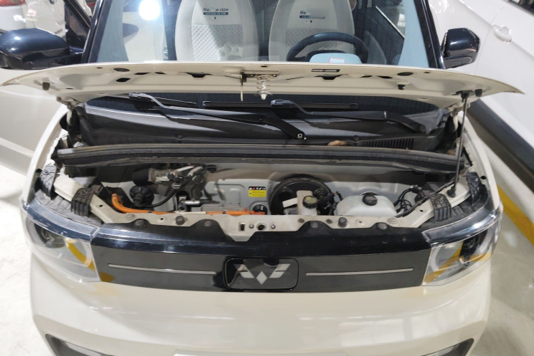 五菱汽车 宏光MINIEV 2022款 马卡龙臻享款 磷酸铁锂机舱底盘24