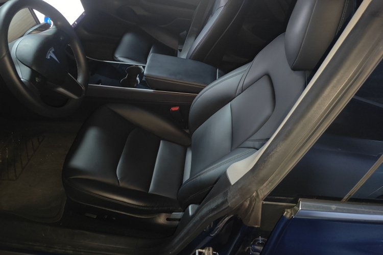 特斯拉 Model 3 2019款 标准续航后驱升级版局部细节19