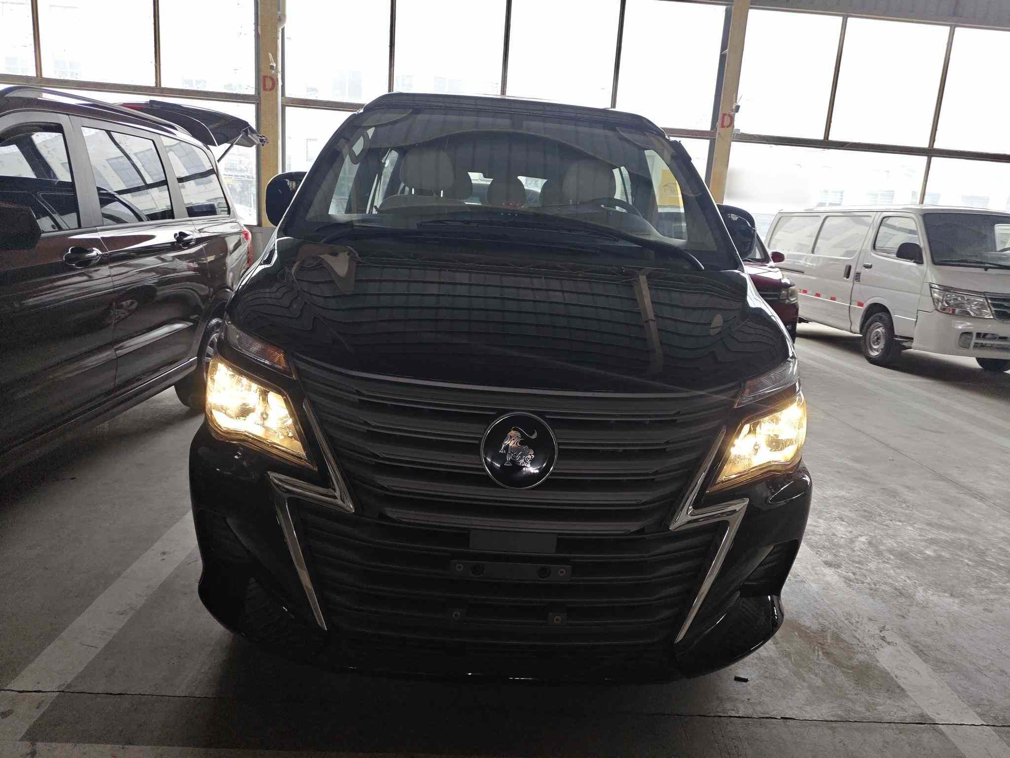 东风风行 菱智 2023款 M5L 1.6L 基本型 5座(1)